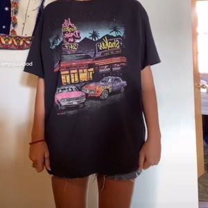 Brandy Melville Graphic T, OS